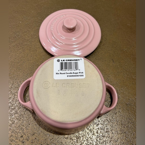 Le Creuset Shell Pink Stoneware Mini Cocotte Petite Casseroles 8oz NIB - Picture 6 of 10